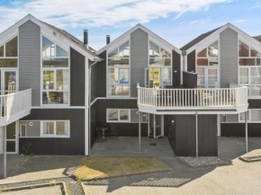 Apartment Heraldina - 700m from the sea by Interhome